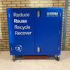 一个蓝色的，可锁的回收运输柜，用于开云体育最新官网入口网址运输电子废物